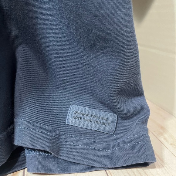 Life is Good Tee-Shirt - Picture 3 of 7